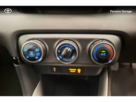 2024 Toyota Yaris - thumbnail 11