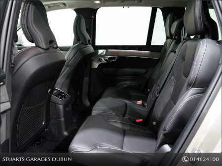 2025 Volvo XC90 - thumbnail 5