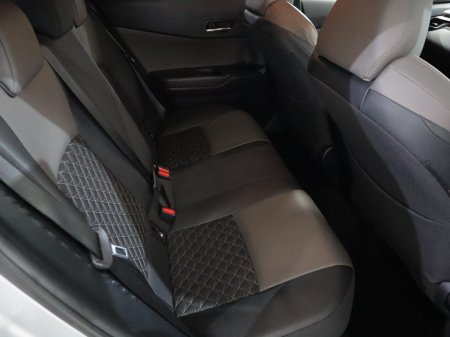 2023 Toyota C-HR *81* HYBRID SOL 4DR AUTO €25,800 thumbnail