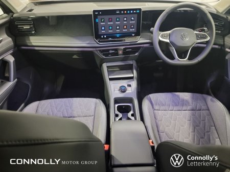 2026 Volkswagen Tiguan  thumbnail