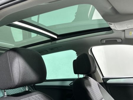 2019 Volkswagen Tiguan Comfortline 2.0 Tdi 150BHP Sunroof €23,800 thumbnail