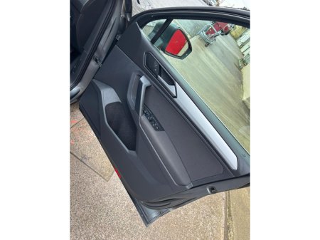 2020 Volkswagen Tiguan CL 2.0 TDI MANUAL 6SPEED FWD 150HP 5DR €26,000 thumbnail