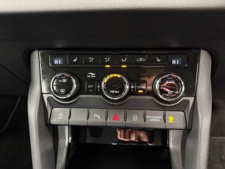 2024 Skoda Karoq 2.0TDI SEL *5.9% APR* €70 PER WEEK ON PCP €35,995 thumbnail