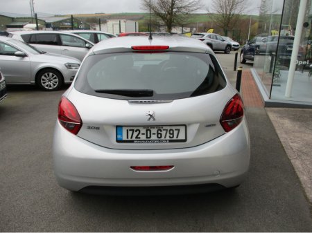 2017 Peugeot 208 - thumbnail 6