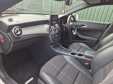 2015 Mercedes-Benz CLA Class - thumbnail 14