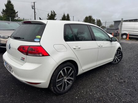 2016 Volkswagen Golf 1.4 TSI 5DR 150HP Highline €13,999 thumbnail