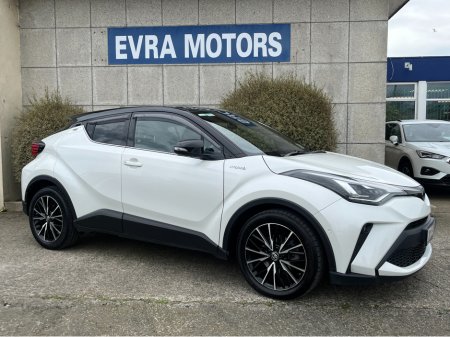 2020 Toyota C-HR - thumbnail 3