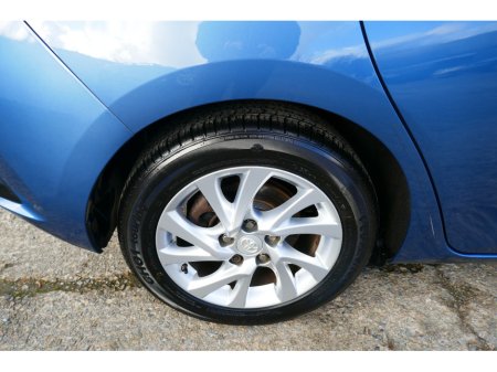 2015 Toyota Auris DIESEL 1.6 D-4D BUSINESS EDITION 110BHP €9,500 thumbnail