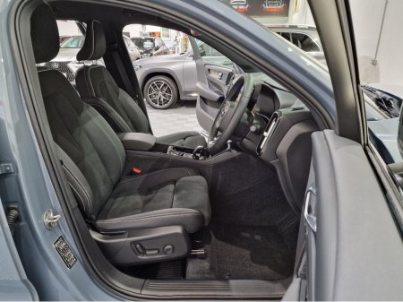 2023 Volvo XC40 T4 PLUS DARK RECHARGE AUTOMATIC **ONE OWNER / APPLE CARPLAY / CRUISE CONTROL / ELECTRIC BOOTLID / HEATED FRONT & REAR SEATS / HEATED STEERING WHEEL / 360 DEGREE CAMERA / WIRELESS PHONE CHARGING** €38,900 thumbnail