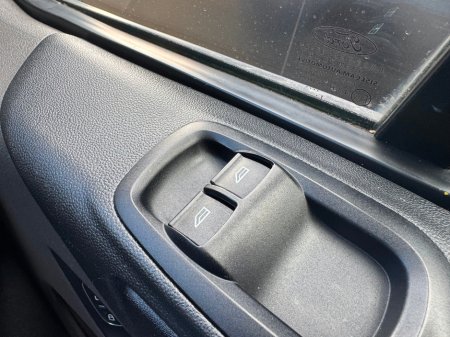 2022 Ford Transit Custom - thumbnail 17