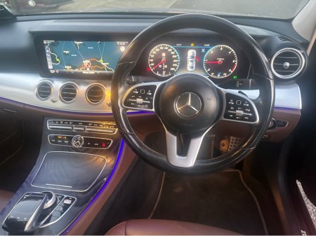 2019 Mercedes-Benz E Class E220 D SE PREMIUM 4DR AUTO €19,950 thumbnail