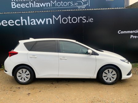 2019 Toyota Auris 1.4 D4D TERRA CAR VAN // PRICE EXCL. VAT // LOW MILEAGE // GREAT CONDITION // 04/26 CVRT // €6,906 thumbnail