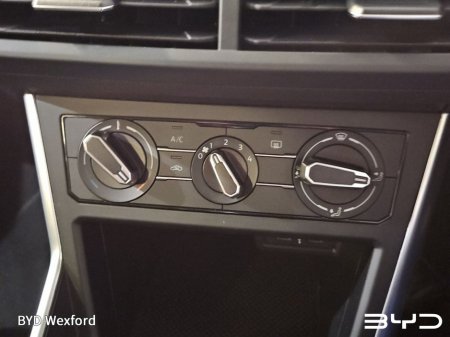 2022 Volkswagen Taigo 1.0 TSI 110HP DSG LIFE €19,975 thumbnail