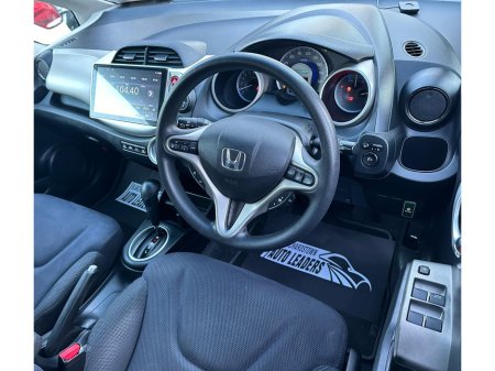 2012 Honda Fit 1.3 CVT HYBRID 88 BHP AUTO €5,450 thumbnail