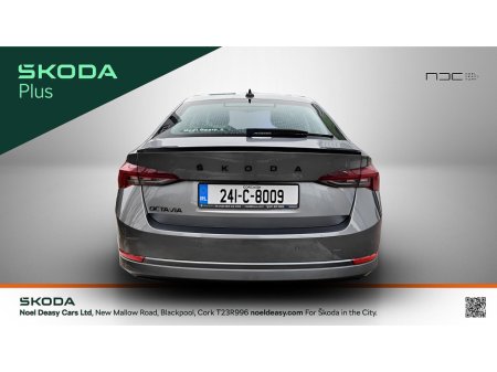 2024 Skoda Octavia AMBITION 2.0 TDI 115 BHP-GRAPHITE GREY METALLIC- FACTORY REAR SPOLIER- BLACK BADGING €29,950 thumbnail