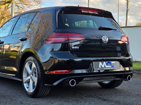 2017 Volkswagen Golf - thumbnail 16