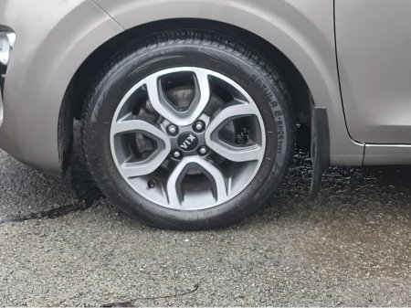 2017 Kia Picanto 1.25 EX 5DR AUTO €9,950 thumbnail