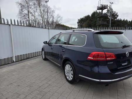 2011 Volkswagen Passat - thumbnail 7