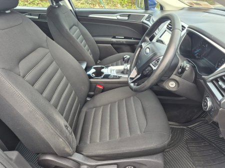 2017 Ford Mondeo - thumbnail 15