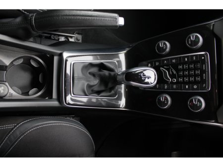 2017 Volvo V40 - thumbnail 14