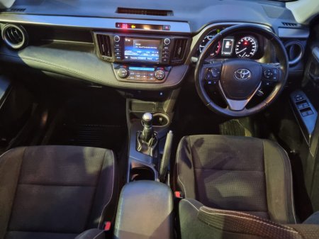 2016 Toyota Rav4 - thumbnail 6