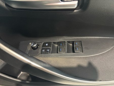 2019 Toyota Corolla - thumbnail 15