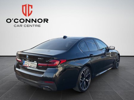 2022 BMW 5 Series - thumbnail 5
