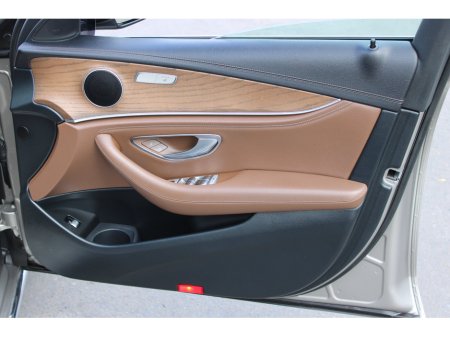 2022 Mercedes-Benz E Class - thumbnail 15