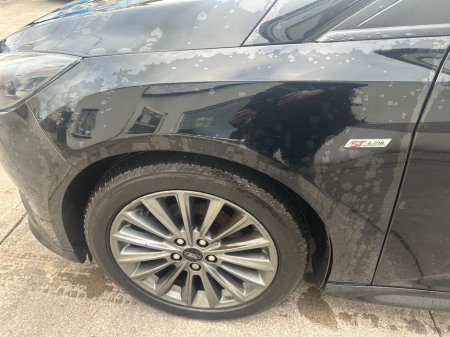 2018 Ford Focus - thumbnail 13