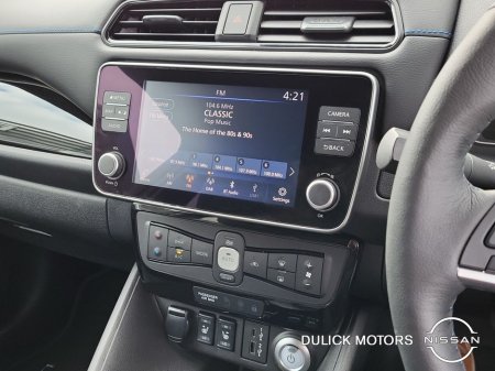 2025 Nissan Leaf - thumbnail 13