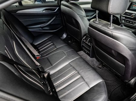2019 BMW 5 Series - thumbnail 11