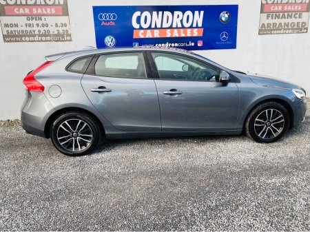 2019 Volvo V40 2.0 D2 MOMENTUM EDITION 120BHP ( 192 REG €16,700