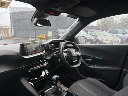 2023 Peugeot 2008 ALLURE 1.2 100 6.4 4DR €20,000 thumbnail