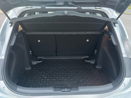 2025 Toyota Corolla - thumbnail 10