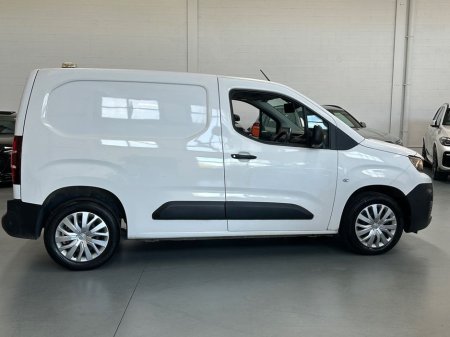 2020 Peugeot Partner - photo 6