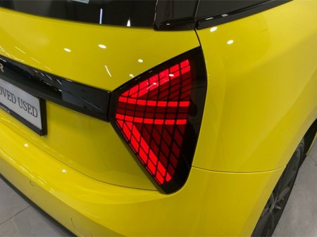 2025 MINI Hatch Cooper E €25,950 thumbnail