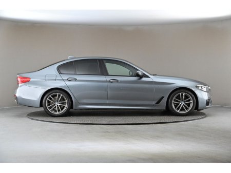 2018 BMW 5 Series - thumbnail 12