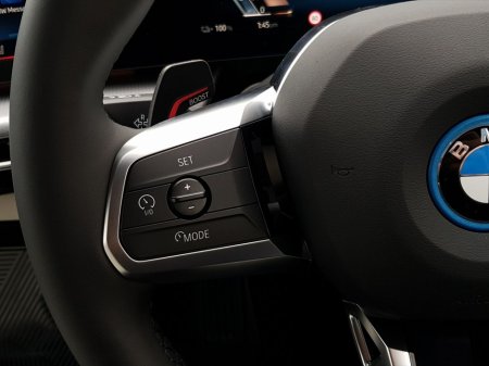 2025 BMW iX2 - thumbnail 15