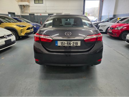 2015 Toyota Corolla - thumbnail 5