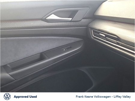 2024 Volkswagen Golf R-LINE 2.0 TDI 150HP *REAR VIEW CAMERA* *VALENCIA ALLOYS* CARPLAY & ANDROID AUTO* *PCP FINANCE AVAILABLE* €38,995 thumbnail