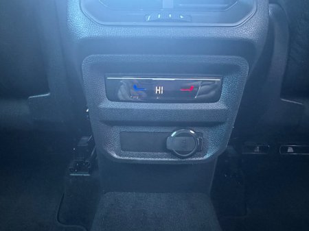 2023 Volkswagen Tiguan 2.0 TDI 122HP Life €34,895 thumbnail