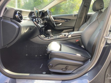 2016 Mercedes-Benz C Class - thumbnail 26