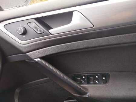 2015 Volkswagen Golf 1.6 TDI 3DR 110HP Comfortline €8,500 thumbnail