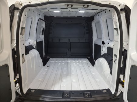 2025 Volkswagen Caddy - thumbnail 11