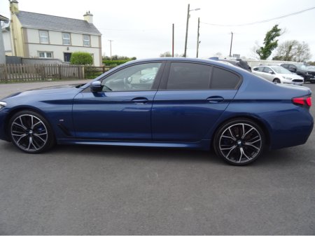 2022 BMW 5 Series - thumbnail 6