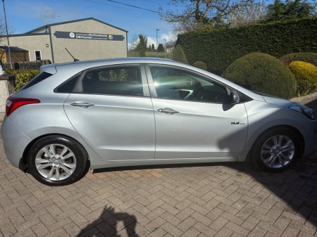 2014 Hyundai i30 - thumbnail 4