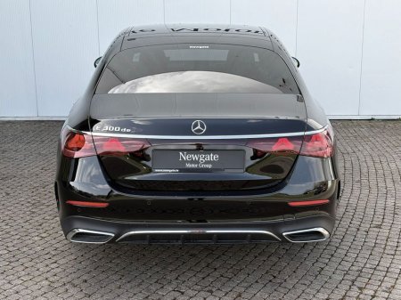 2025 Mercedes-Benz E Class - thumbnail 6