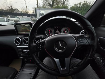 2013 Mercedes-Benz A Class A180 AMG INTERIOR HALF LEATHER SEATS / HI SPEC / SYSTEM LOW ROAD TAX BAND / SIMI DEALER thumbnail