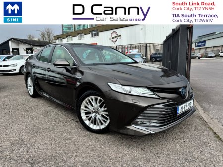 2019 Toyota Camry - thumbnail 1
