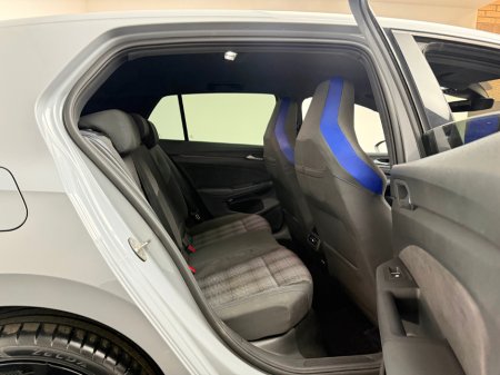 2023 Volkswagen Golf - thumbnail 12
